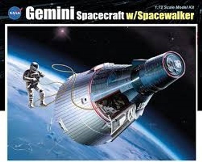 Huvudbild GEMINI SPACECRAFT W. SPACEWALKER. SKALA 1/72