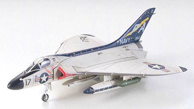 Huvudbild DOUGLAS F4D-1 SKYRAY. L=189 mm. SKALA 1/72