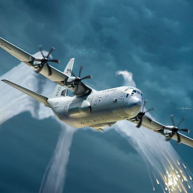 Huvudbild 1/144 C-130J-30 Hercules  MED SVENSKA DEKALER