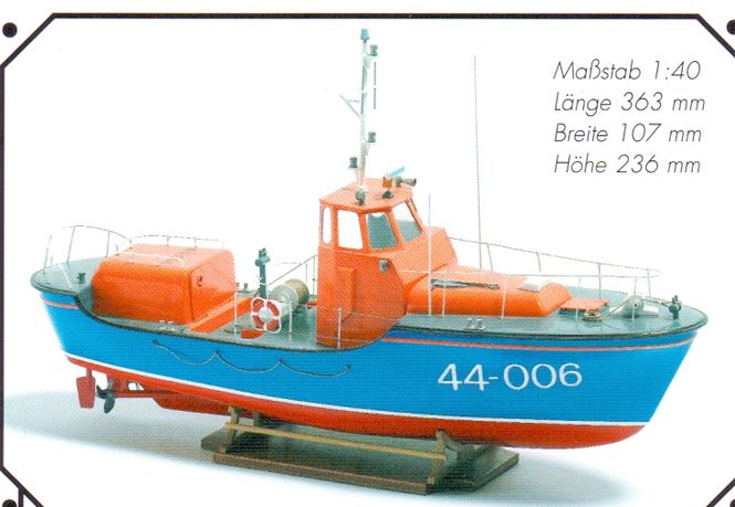 Huvudbild R.N.L.I. WAVENY LIFEBOAT.